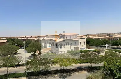 فيلا - 4 غرف نوم - 4 حمامات للبيع في مول هايد بارك بيزنس - شارع التسعين الجنوبي - التجمع الخامس - مدينة القاهرة الجديدة - القاهرة