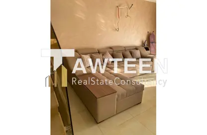 Villa - 4 Bedrooms - 3 Bathrooms for rent in Zahrat El Tagamoa - North Investors Area - New Cairo City - Cairo