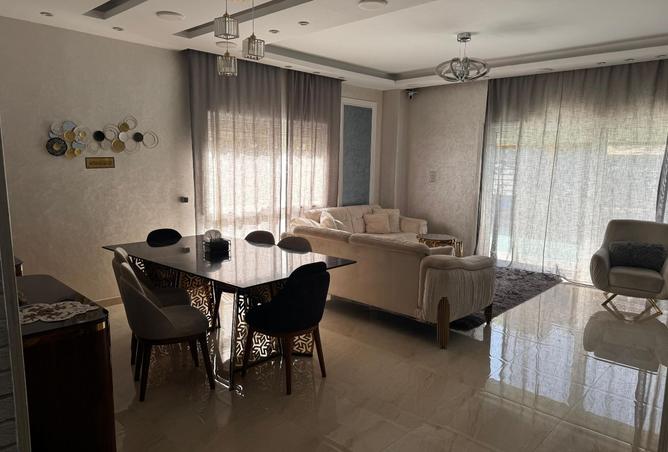 8253743 - Property Image 2