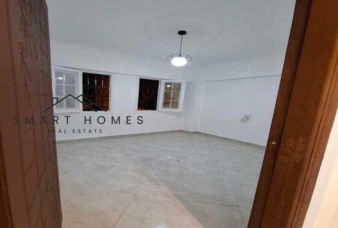 8035878 - Property Image 3