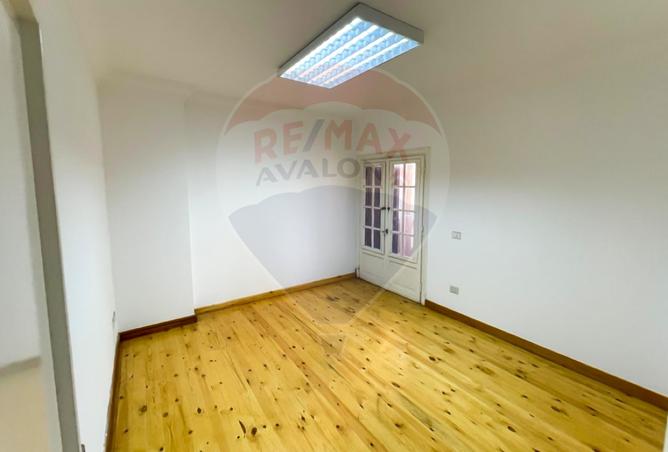 8102645 - Property Image 3