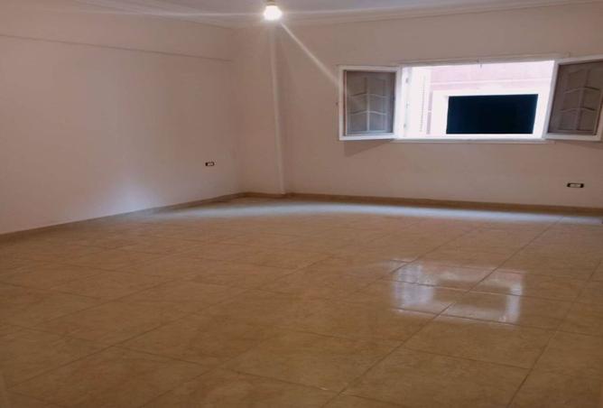 8303779 - Property Image 2