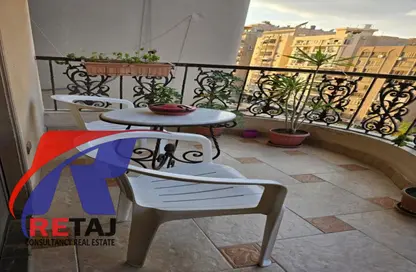 Apartment - 3 Bedrooms - 3 Bathrooms for sale in Abou Dawoud Al Zahery St. - 6th Zone - Nasr City - Cairo