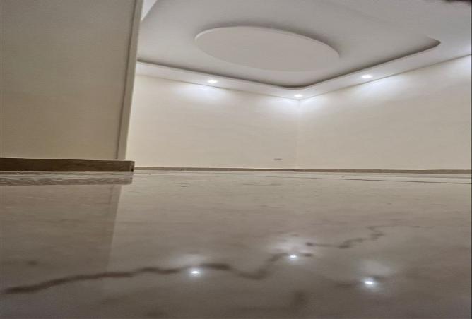 8419880 - Property Image 2