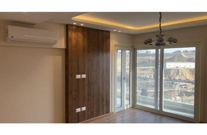 Apartment - 3 Bedrooms - 2 Bathrooms for sale in Mountain View iCity - 5th Settlement Compounds - The 5th Settlement - New Cairo City - Cairo