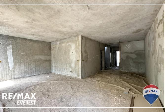 8318425 - Property Image 3