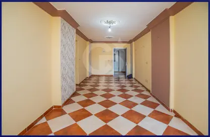 Apartment - 3 Bedrooms - 1 Bathroom for sale in Bastour St. - Waboor Elmayah - Hay Wasat - Alexandria