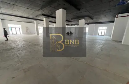 Full Floor - Studio - 7+ Bathrooms for rent in 90 Street - The 5th Settlement - New Cairo City - Cairo