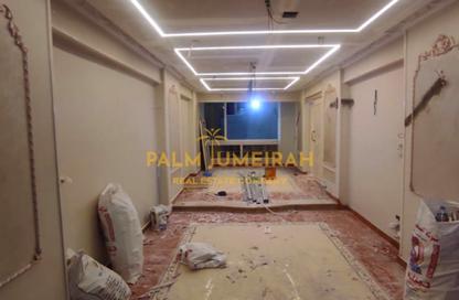 شقة - 3 غرف نوم - 1 حمام للبيع في شارع إسكندر إبراهيم - ميامي - حي اول المنتزة - الاسكندرية