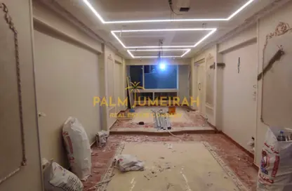 Apartment - 3 Bedrooms - 1 Bathroom for sale in Iskandar Ibrahim St. - Miami - Hay Awal El Montazah - Alexandria