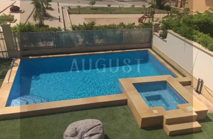 فيلا - 6 غرف نوم - 6 حمامات للبيع في ميدوز بارك - كمبوندات الشيخ زايد - الشيخ زايد - الجيزة