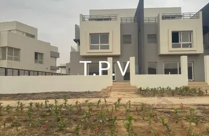 Twin House - 5 Bedrooms - 4 Bathrooms for sale in Hyde Park - New Cairo City - Cairo