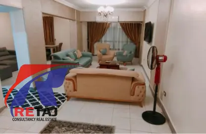 شقة - 3 غرف نوم - 2 حمامات للايجار في شارع النزهه - ارض الجولف - مصر الجديدة - القاهرة