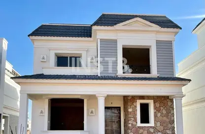 Villa - 3 Bedrooms - 3 Bathrooms for sale in Mountain View 1.1 - 5th Settlement Compounds - The 5th Settlement - New Cairo City - Cairo