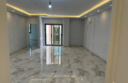 Apartment - 3 Bedrooms - 2 Bathrooms for sale in La Mirada Compound - 5th Settlement Compounds - The 5th Settlement - New Cairo City - Cairo