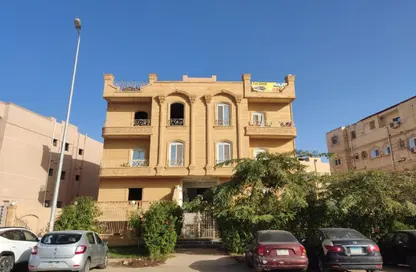 Apartment - 3 Bedrooms - 1 Bathroom for sale in Al Hekma St. - Sheikh Zayed City - Giza