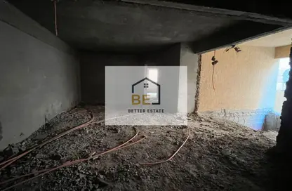 شقة - 3 غرف نوم - 2 حمامات للبيع في المنطقة السادسة شرق - مدينة الشروق - القاهرة شقة - 3 غرف نوم - 2 حمامات للبيع في المنطقة السادسة شرق - مدينة الشروق - القاهرة