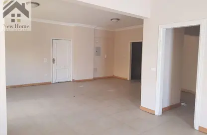 Apartment - 3 Bedrooms - 1 Bathroom for sale in West Arabella - 5th Settlement Compounds - The 5th Settlement - New Cairo City - Cairo