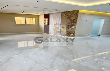 Apartment - 3 Bedrooms - 2 Bathrooms for sale in South Lotus - El Lotus - New Cairo City - Cairo