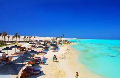 شاليه - 2 غرف نوم - 2 حمامات للبيع في مار باي - راس الحكمة - الساحل الشمالي