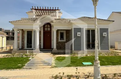 Villa - 3 Bedrooms - 3 Bathrooms for sale in Mountain View iCity October - 6 October Compounds - 6 October City - Giza