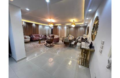 Apartment - 2 Bedrooms - 2 Bathrooms for rent in Al Khamayel city - Sheikh Zayed Compounds - Sheikh Zayed City - Giza