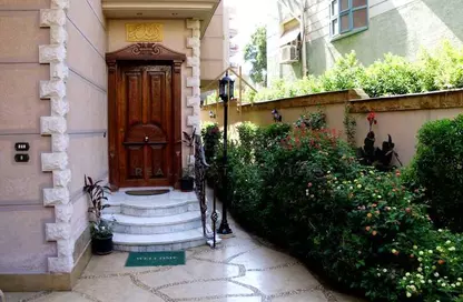 Villa - 5 Bedrooms - 5 Bathrooms for sale in Heliopolis - Masr El Gedida - Cairo