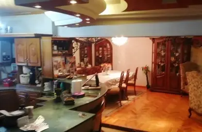 Apartment - 4 Bedrooms - 3 Bathrooms for sale in Hosny Ahmed Khalaf - 6th Zone - Nasr City - Cairo