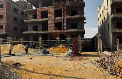 Apartment - 3 Bedrooms - 3 Bathrooms for sale in Bait Alwatan - The 5th Settlement - New Cairo City - Cairo