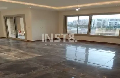 Apartment - 2 Bedrooms - 2 Bathrooms for rent in Palm Hills Village Gate - South Investors Area - New Cairo City - Cairo