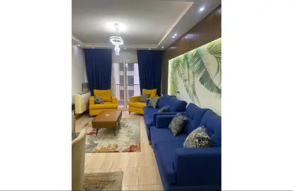 Apartment - 3 Bedrooms - 3 Bathrooms for sale in Capital East - Nasr City Compounds - Nasr City - Cairo
