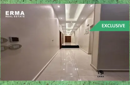 شقة - 3 غرف نوم - 2 حمامات للبيع في حى جنوب الاكايمية - مدينة القاهرة الجديدة - القاهرة