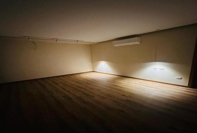 8004311 - Property Image 2