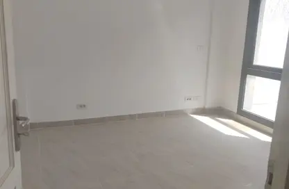 Apartment - 2 Bedrooms - 2 Bathrooms for sale in Madinaty - Cairo