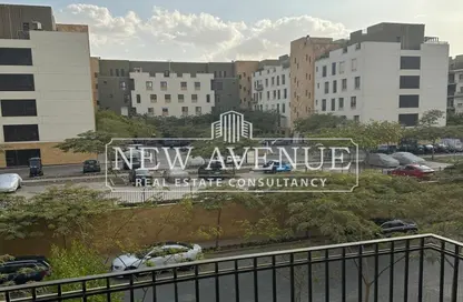 Apartment - 3 Bedrooms - 3 Bathrooms for sale in Eastown - 5th Settlement Compounds - The 5th Settlement - New Cairo City - Cairo