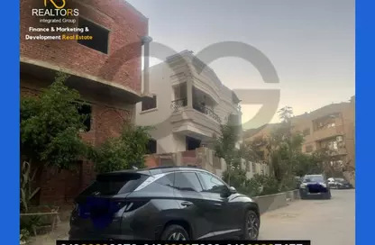 Villa - 3 Bedrooms - 3 Bathrooms for sale in 7th District - 6 October City - Giza
