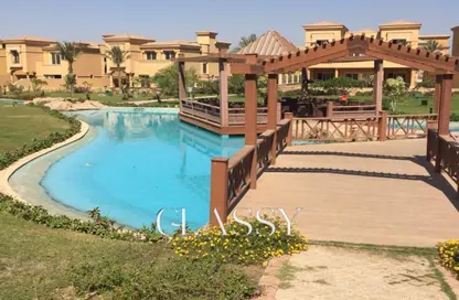 Townhouse - 4 Bedrooms - 4 Bathrooms for sale in Royal Meadows - Sheikh Zayed Compounds - Sheikh Zayed City - Giza