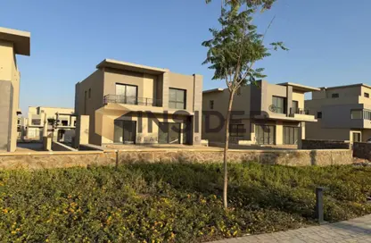 Villa - 4 Bedrooms - 4 Bathrooms for sale in Swan Lake Residence - 5th Settlement Compounds - The 5th Settlement - New Cairo City - Cairo