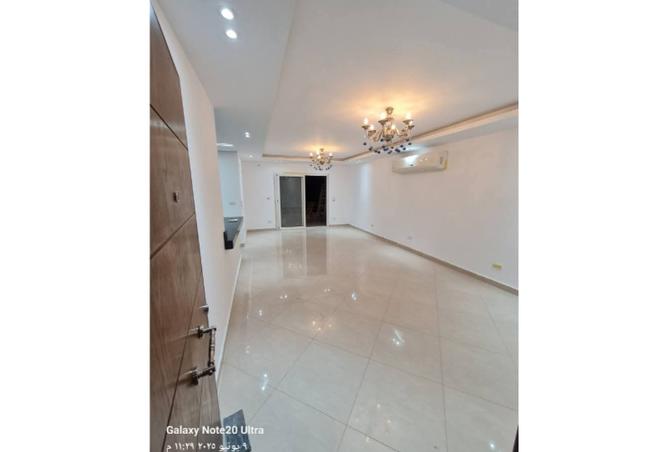 8483969 - Property Image 2