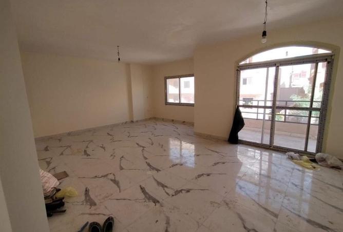 8493715 - Property Image 2