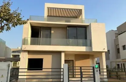 Villa - 4 Bedrooms - 3 Bathrooms for sale in Fifth Square - The 5th Settlement - New Cairo City - Cairo