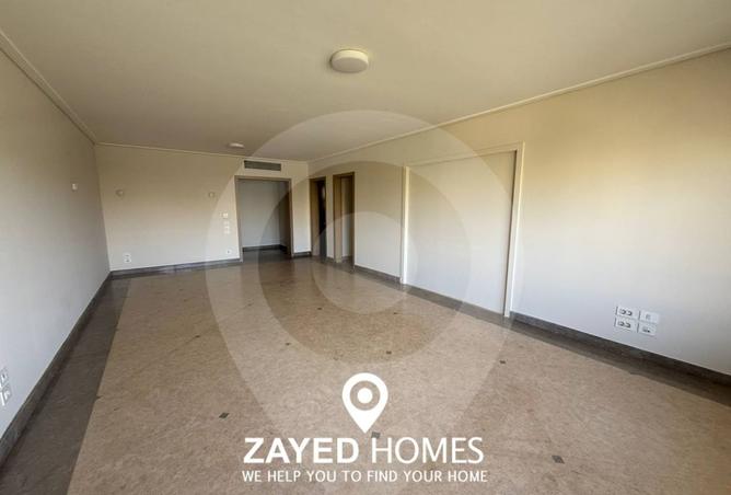 8394221 - Property Image 2