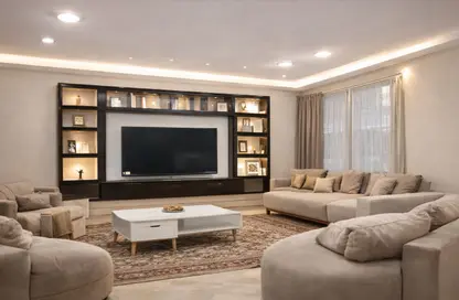 شقة - 3 غرف نوم - 2 حمامات للايجار في شارع شهاب - المهندسين - الجيزة