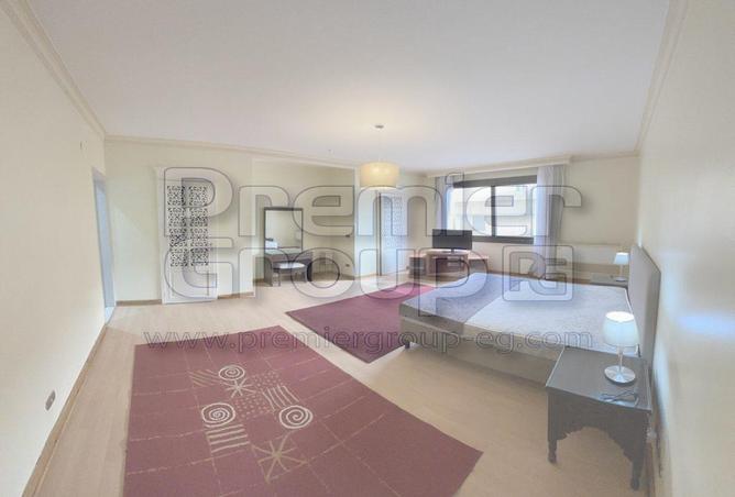 7981000 - Property Image 2