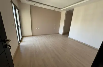 Apartment - 3 Bedrooms - 2 Bathrooms for rent in The Address East - 90 Street - The 5th Settlement - New Cairo City - Cairo