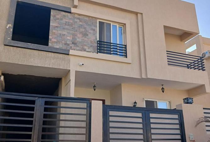 8530742 - Property Image 2