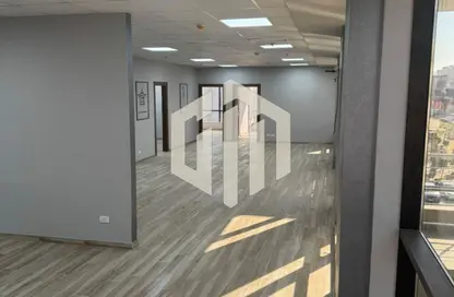 مساحات مكتبية - استوديو - 2 حمامات للايجار في الحي الاول - التجمع الخامس - مدينة القاهرة الجديدة - القاهرة