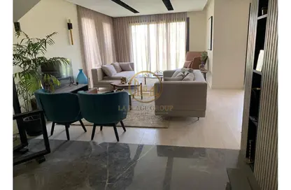 Apartment - 2 Bedrooms - 2 Bathrooms for sale in Sodic East - 6th District - New Heliopolis - Cairo
