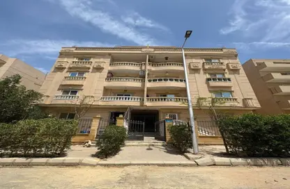 Duplex - 3 Bedrooms - 3 Bathrooms for sale in 1st Neighborhood - 2nd Area - Shorouk City - Cairo