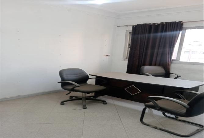 7977410 - Property Image 3